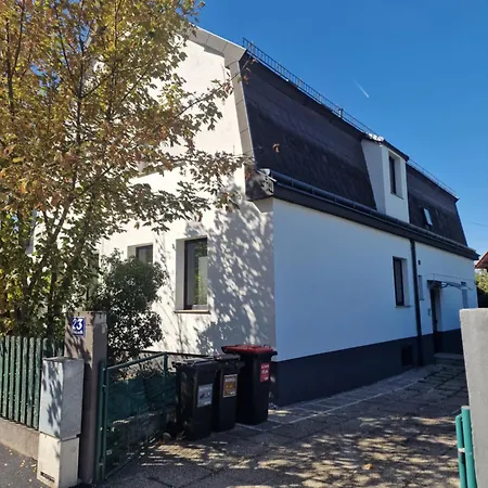 Phoenix * Vídeňské Nové Město